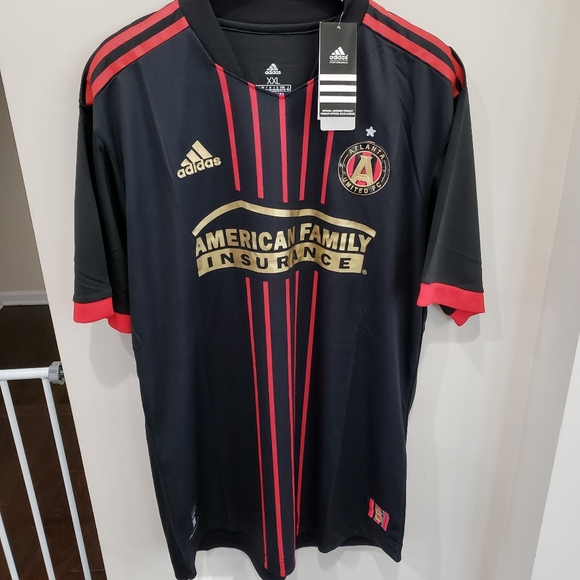 Brand NEW Adidas Atlanta United FC Home Jersey - Black-Red - Picture 2 of 8